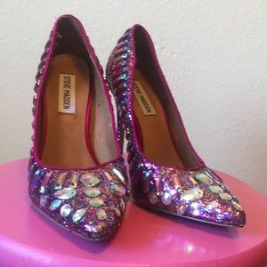 STEVE MADDEN SPARKLE PUMPS